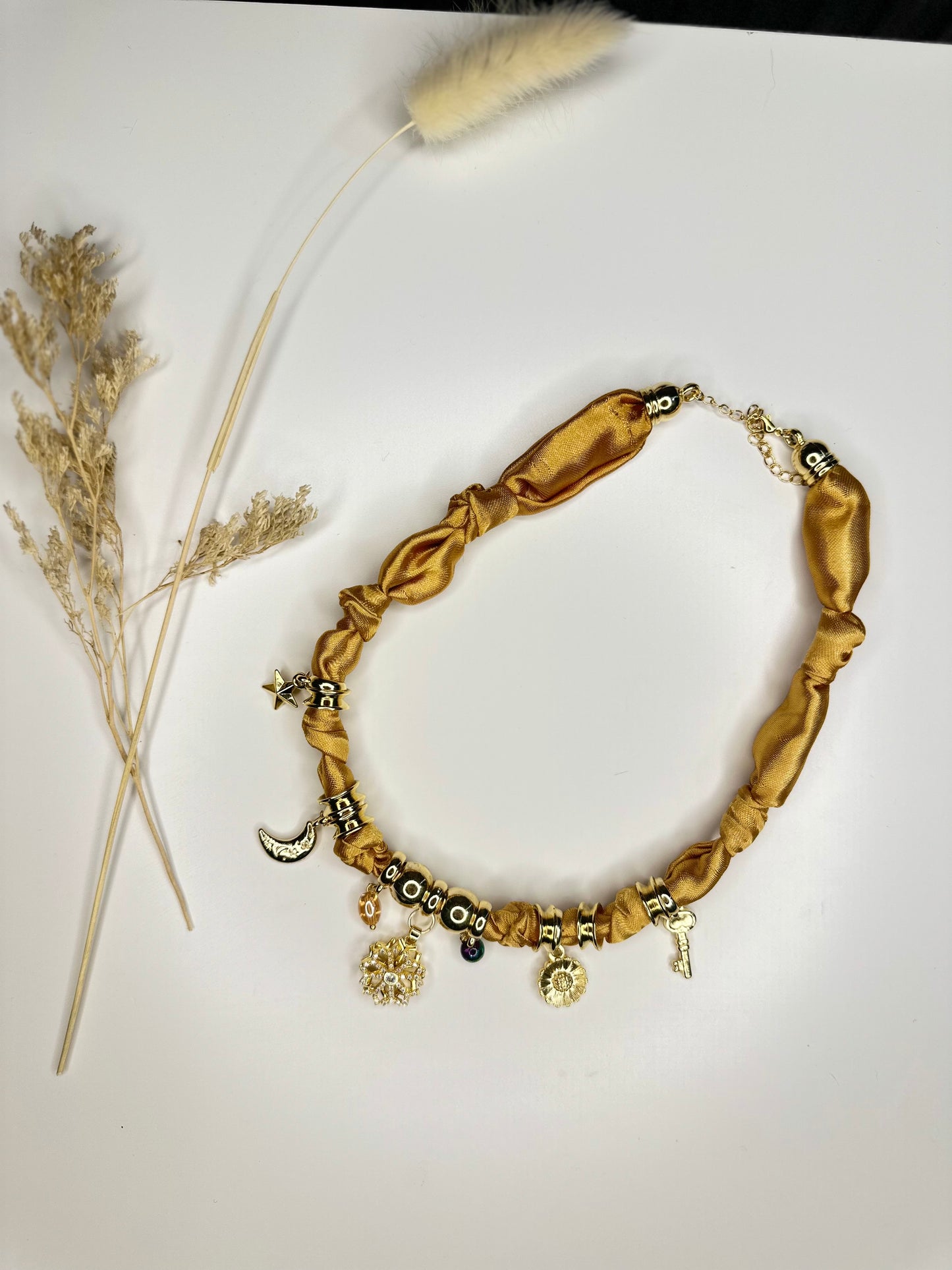Collar de tela