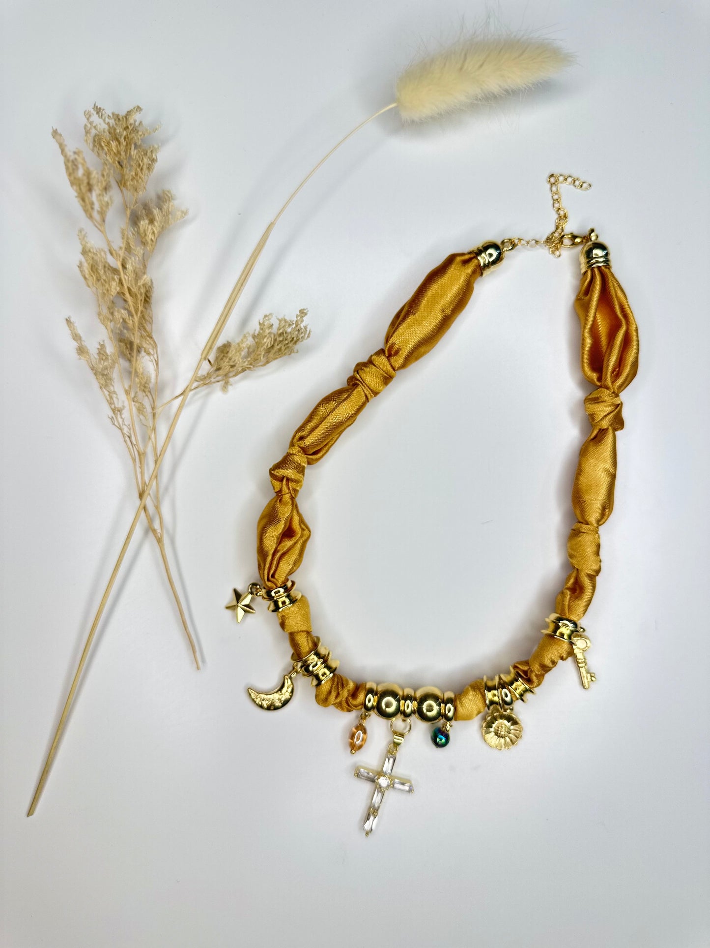 Collar de tela