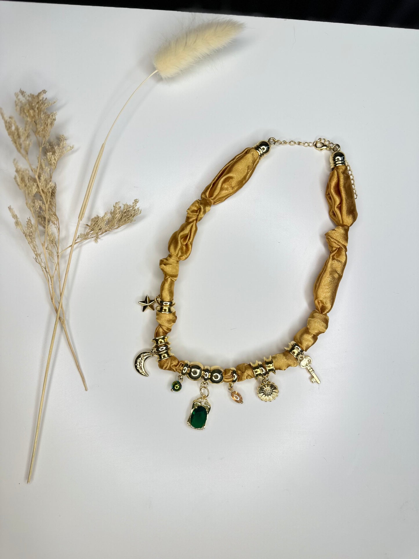 Collar de tela