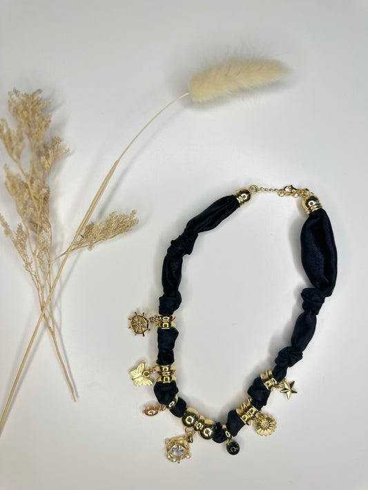 Collar de tela